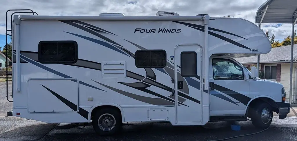 2022 Thor Motor Coach Four Winds 22E 24' Class C Motorhome 186307