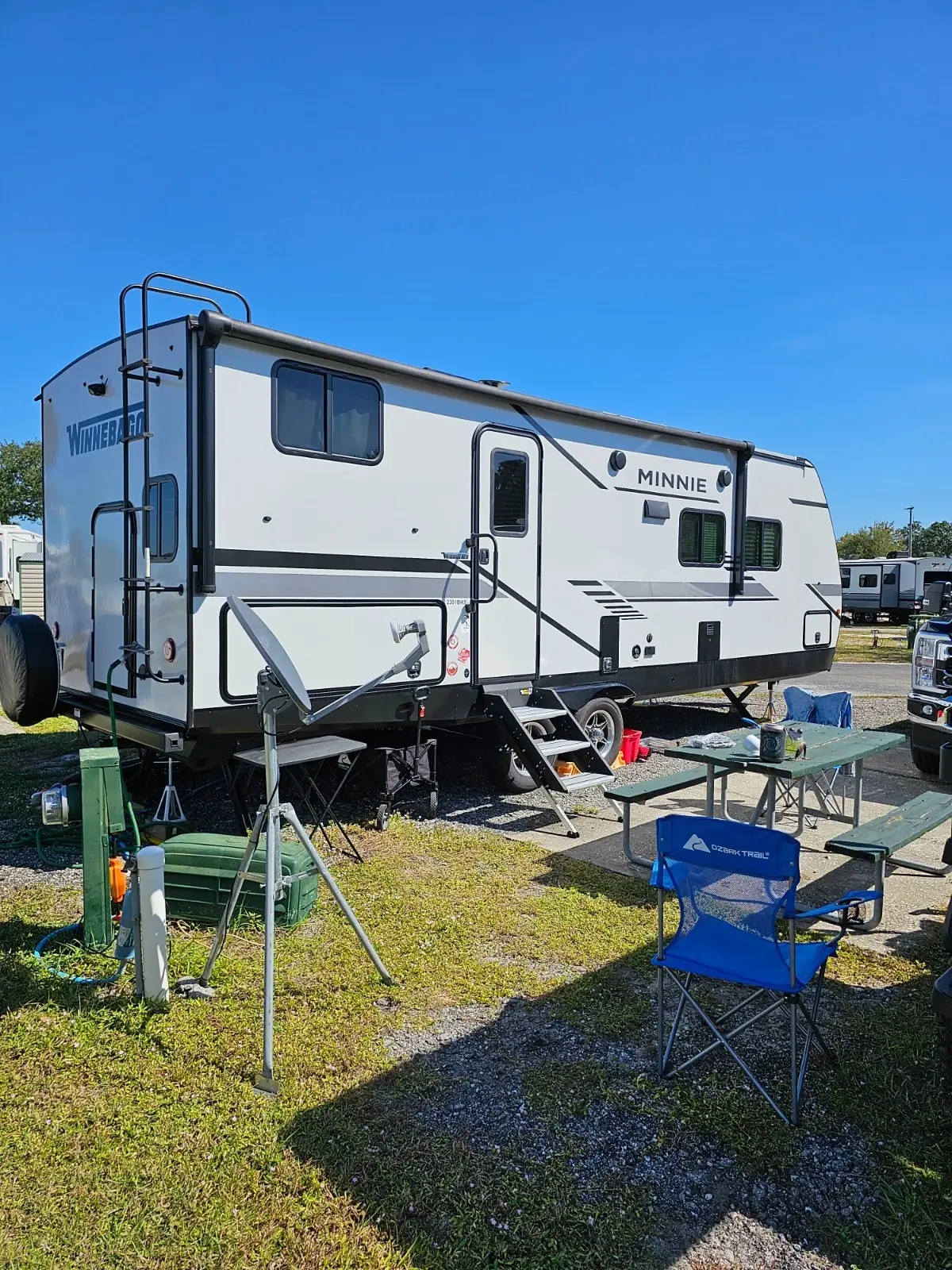 2022 Winnebago Minnie 2301BSH Travel Trailer