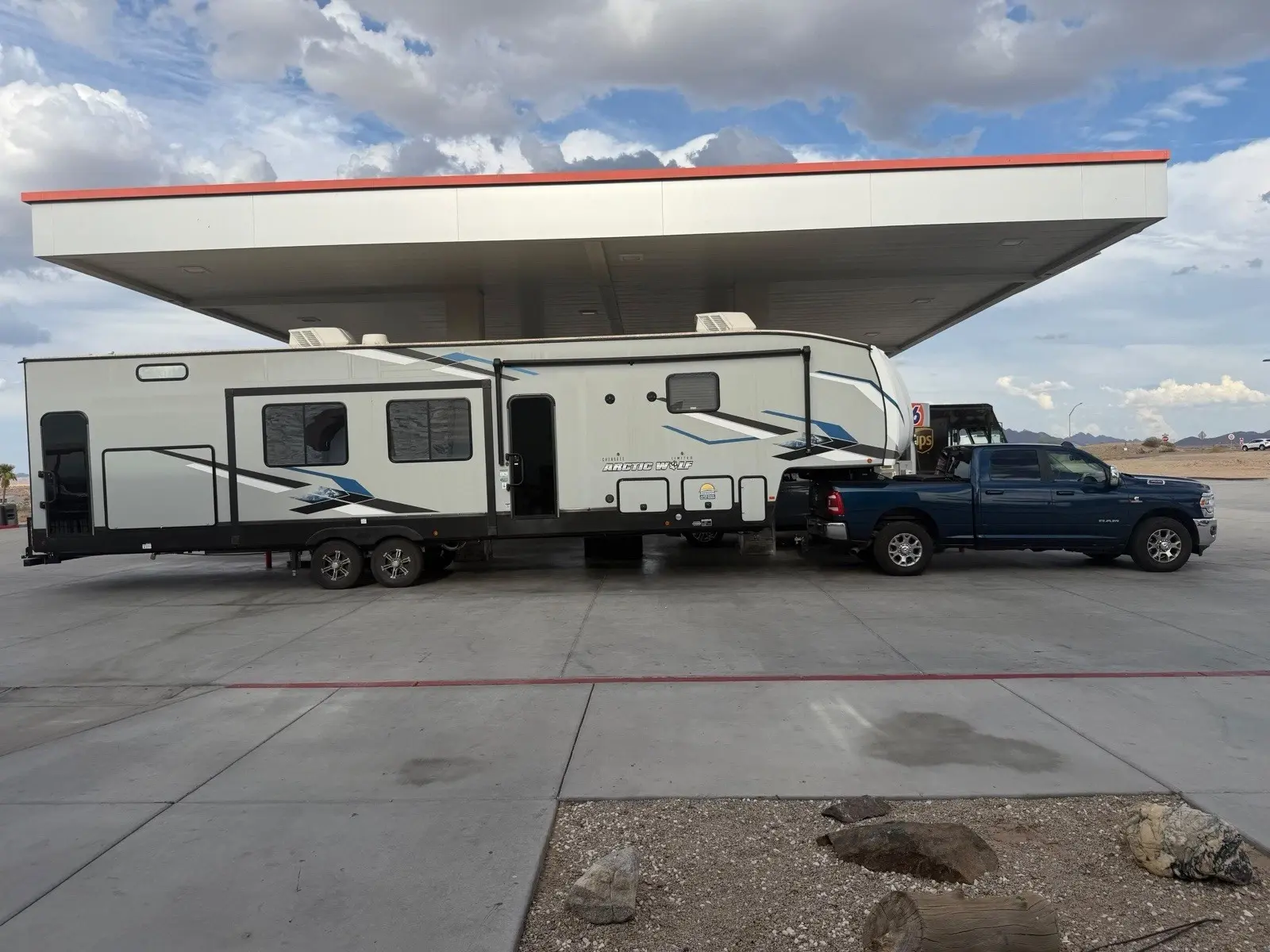 2023 Forest River Cherokee Arctic Wolf Limited 3810 Suite