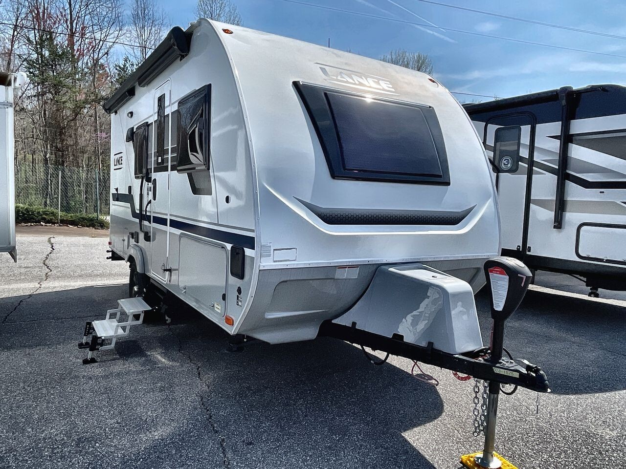 2023 Lance Lance Travel Trailer 1575