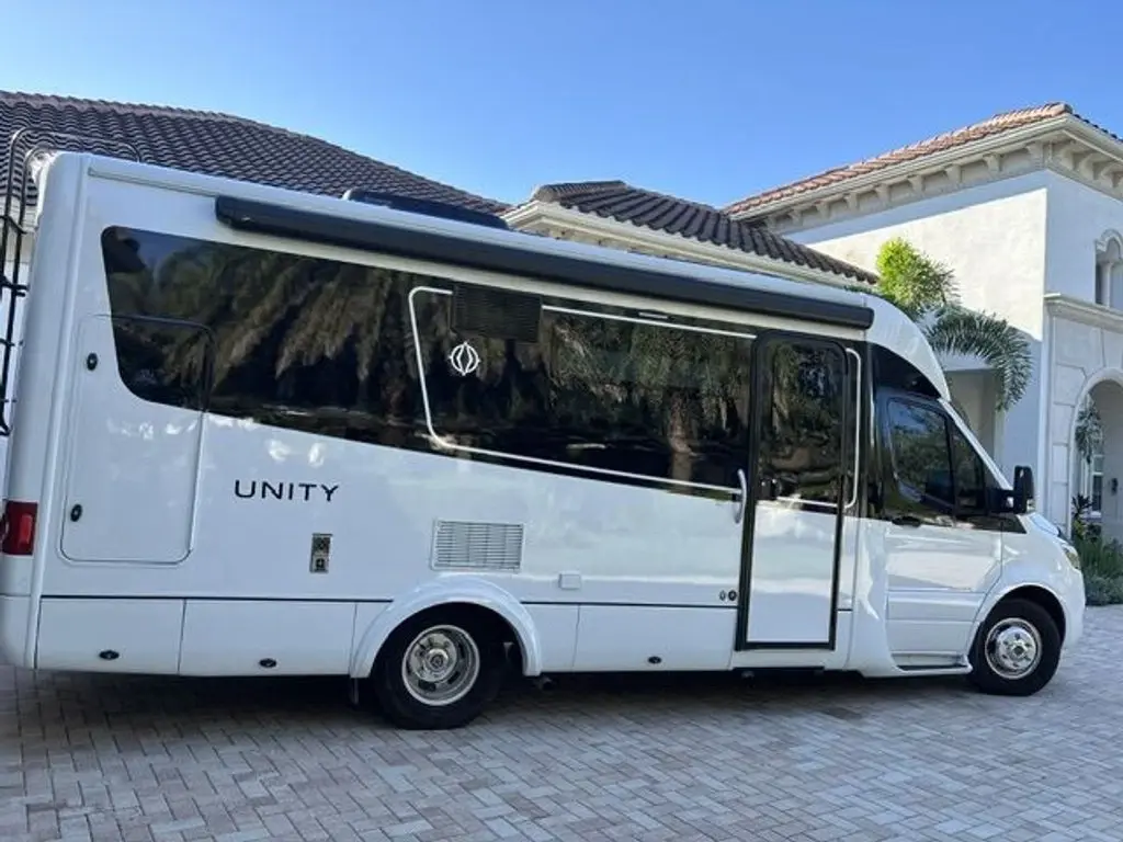 2023 Leisure Travel Van Unity U24MBL 25' Class B Motorhome 186060