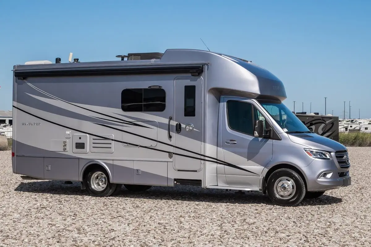 2023 Tiffin Motorhomes Wayfarer 25RW