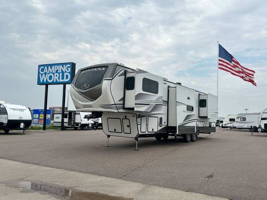 2024 Keystone Montana 3761FL