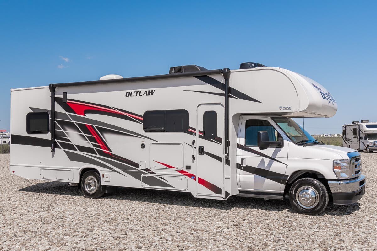 2024 Thor Motor Coach Outlaw Class C 29T