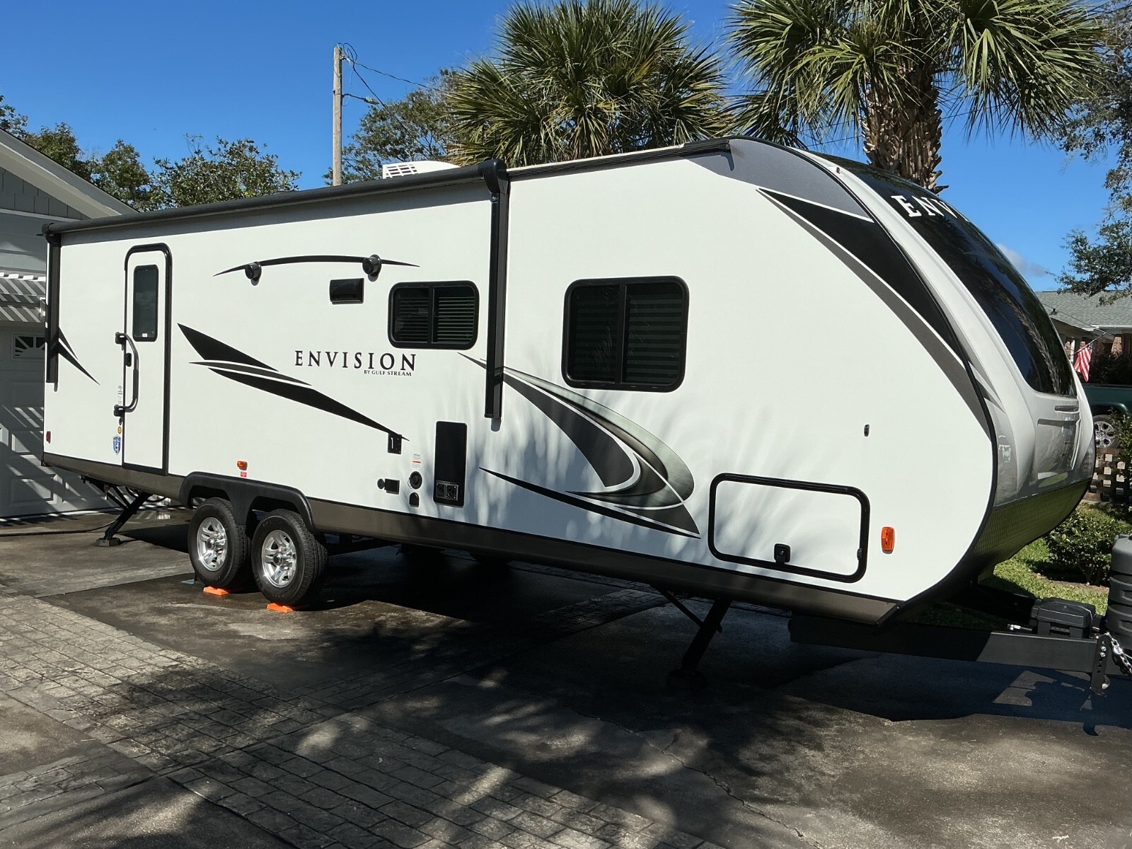 2025 Gulf Stream Envision 258RB (31.5') Luxury Travel Trailer -Senior/Vet Owned