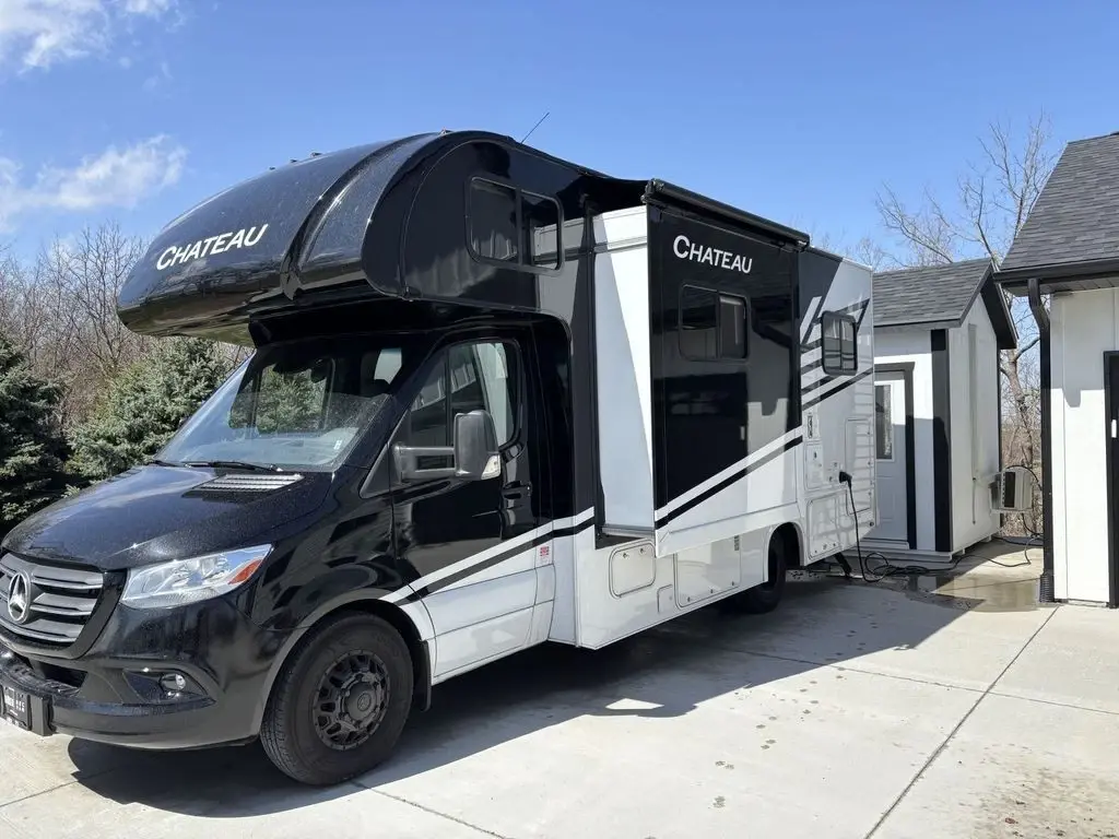2025 Thor Motor Coach Chateau Sprinter 24LV 25' Class C Motorhome 185162