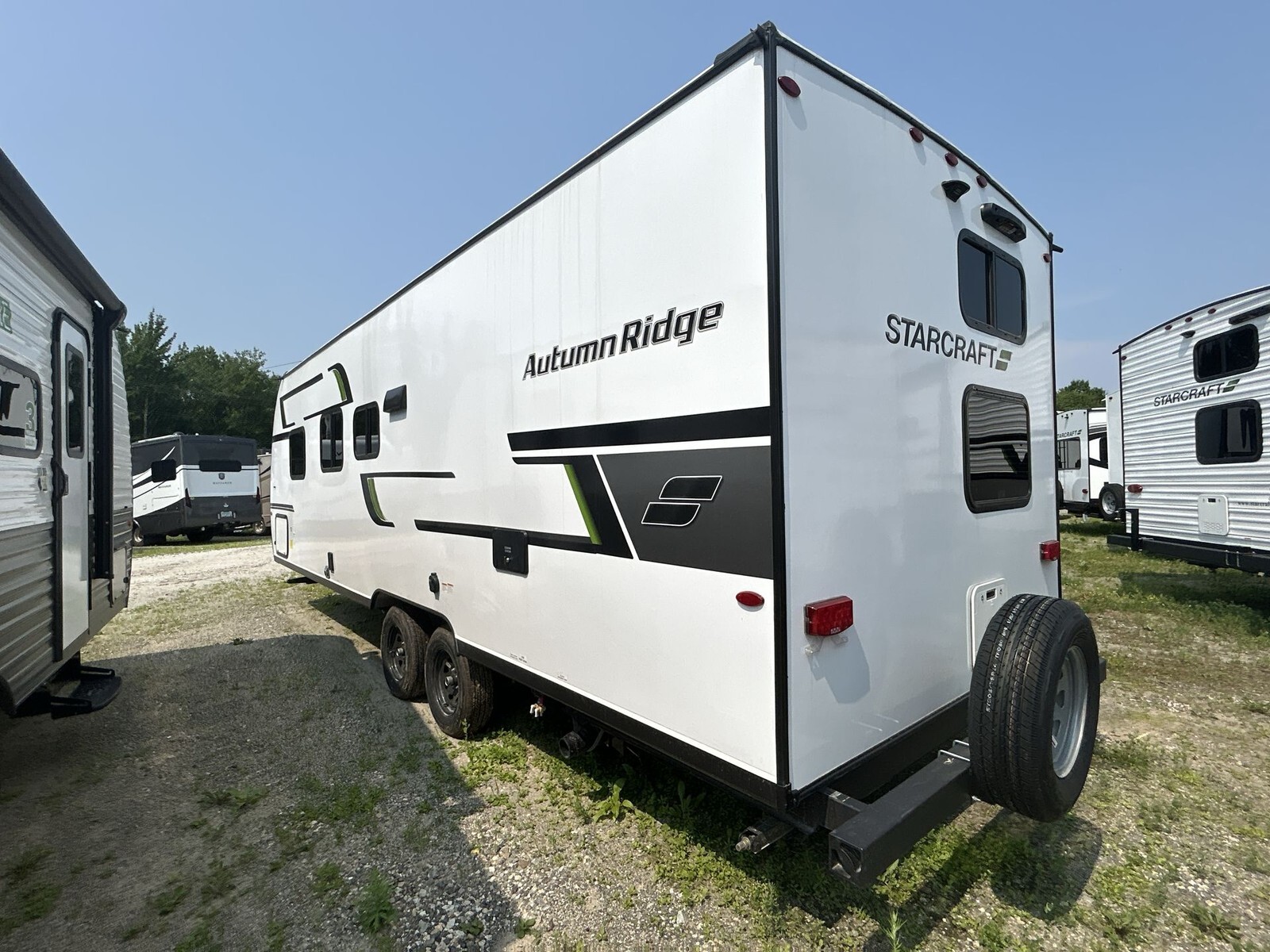 2026 Starcraft Autumn Ridge Double Axle 26BH