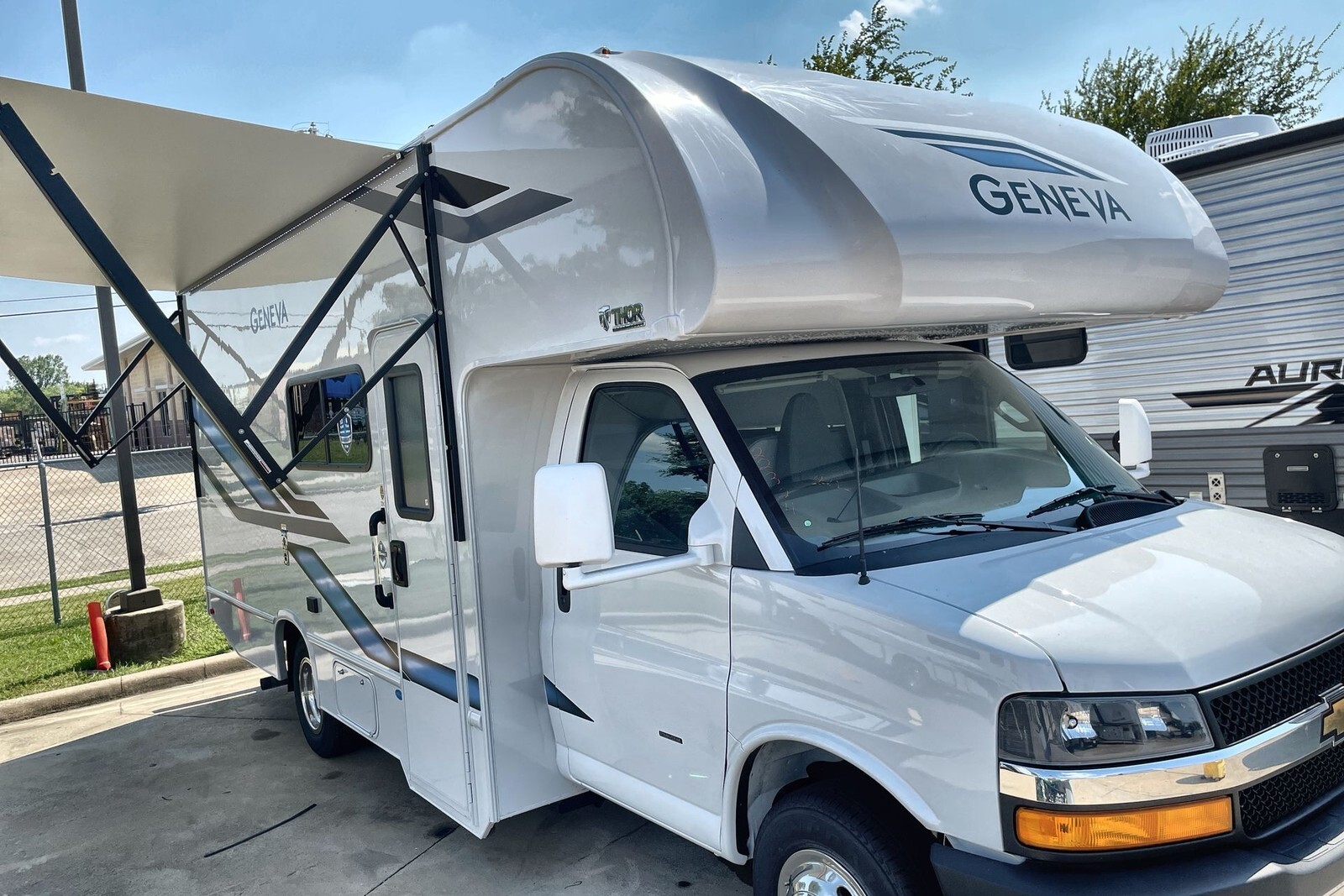 2026 Thor Motor Coach Geneva 22VZ Ford