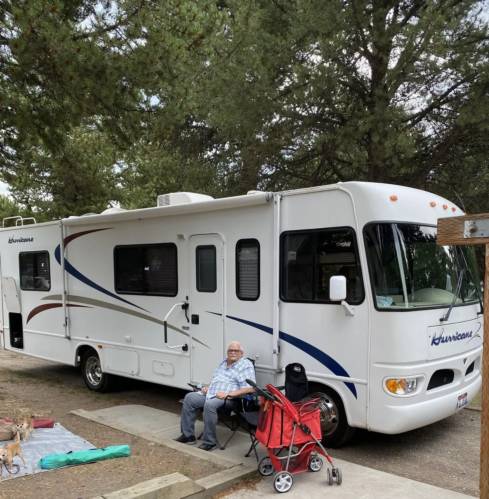 31 Ft RV Four Winds Hurricane Class A Motorhome