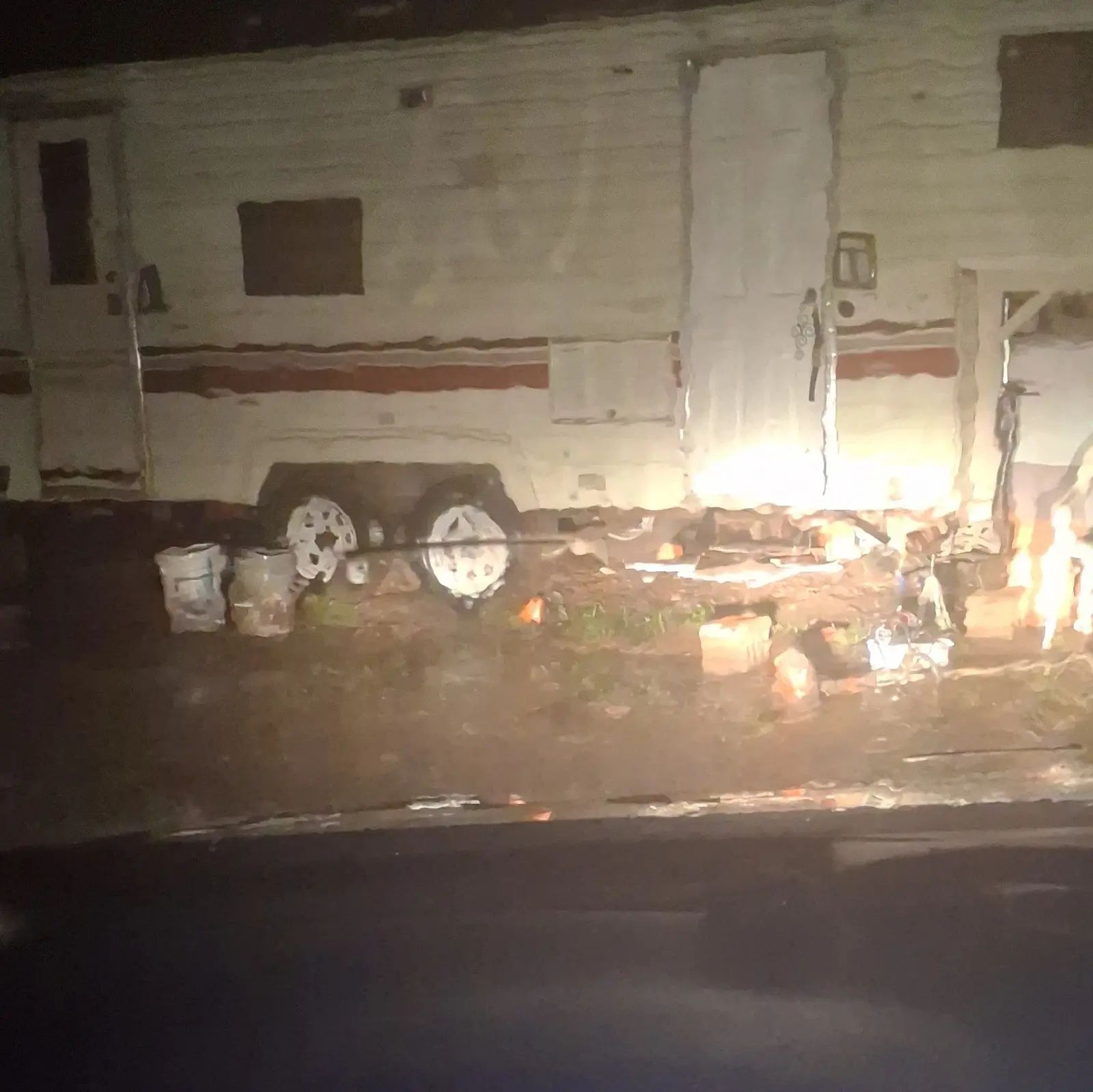 Camper Sleeps 8
