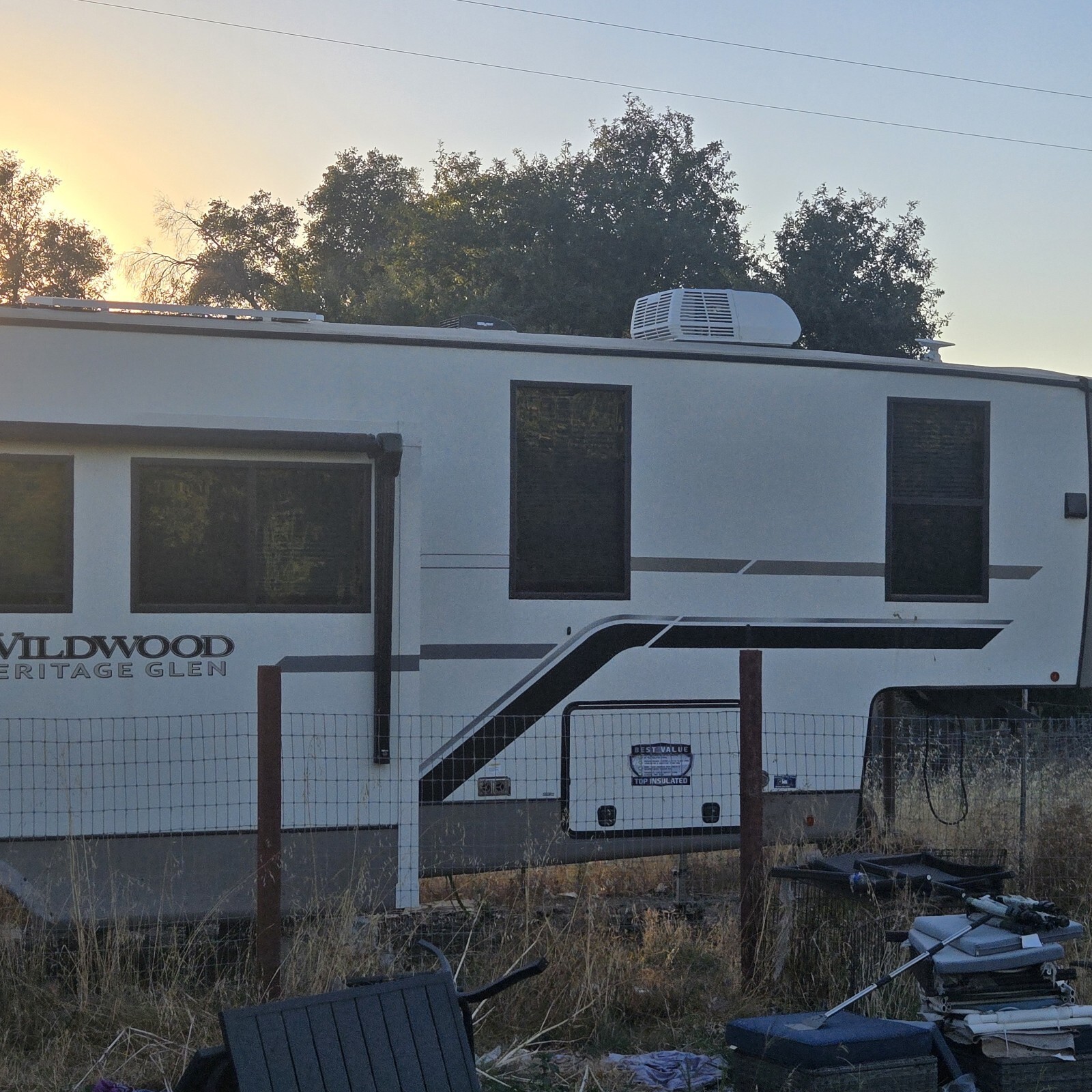 Forest River Heritage Glen Wildwood 2024 5th Wheel