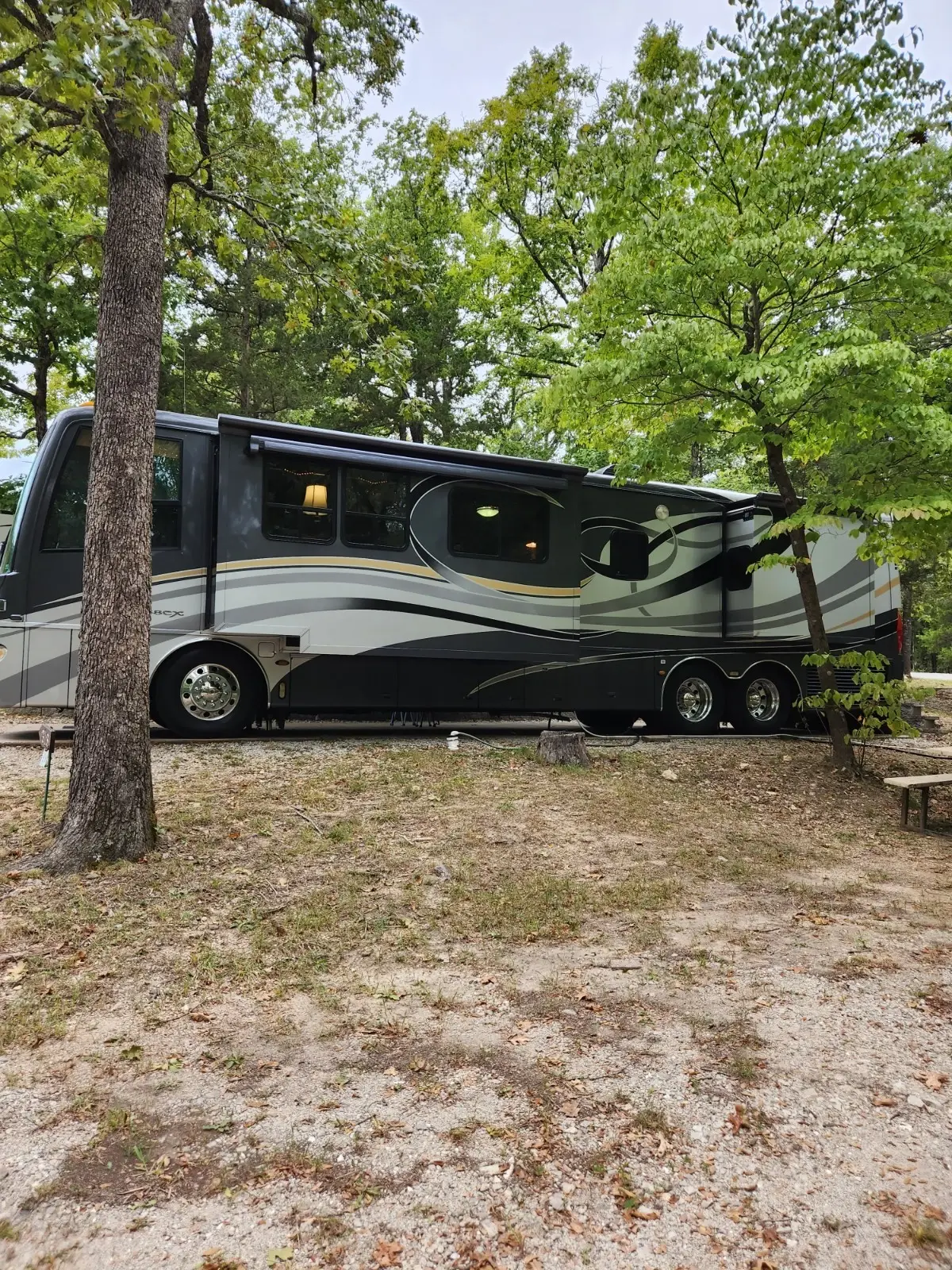 Newmar Essex Luxury Motorhome