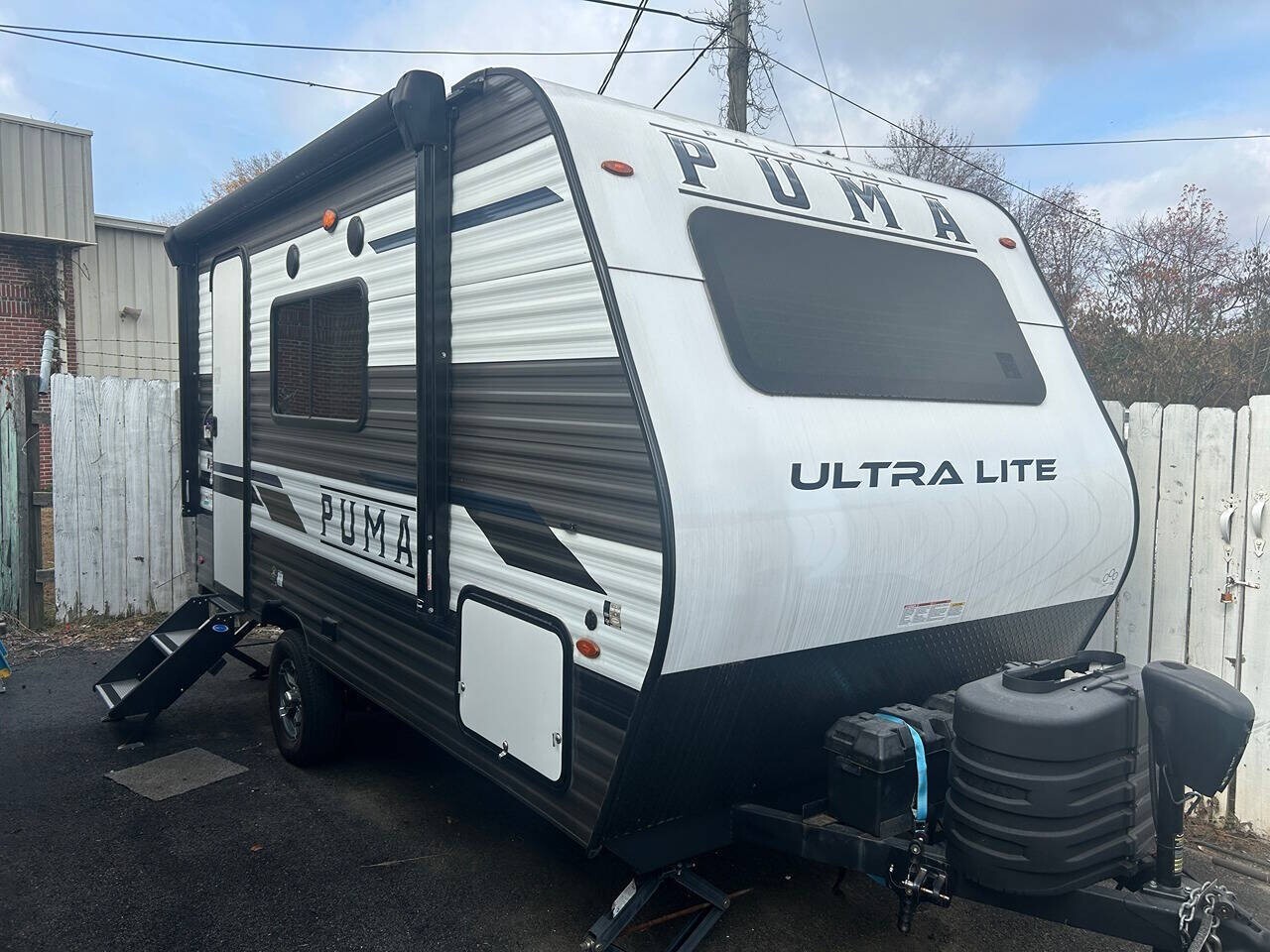 Off White Forest River Puma