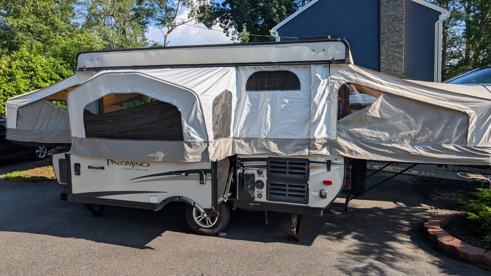 Pop up camper 2018 Palomino Forest River Model - T12STSB