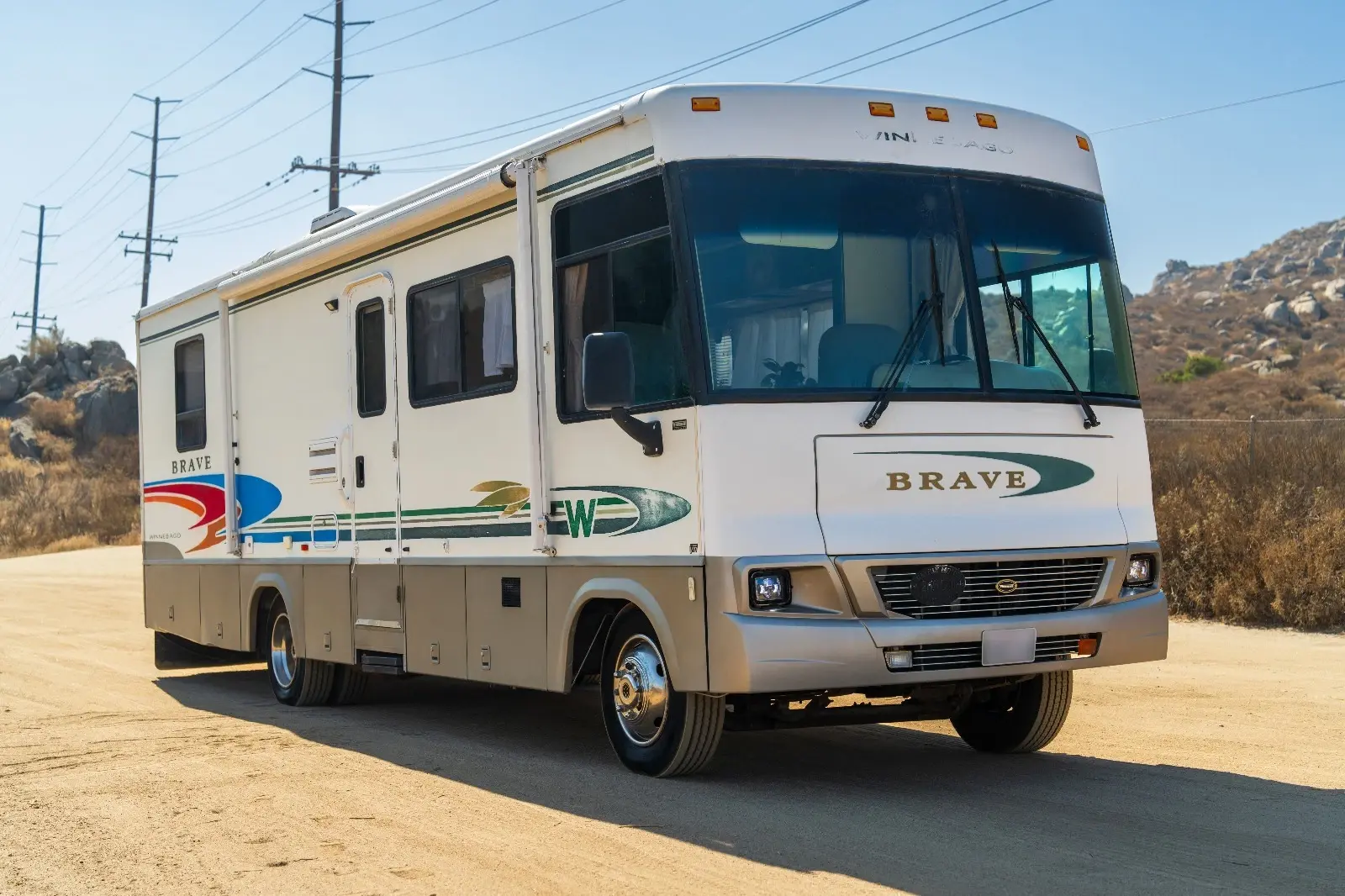Winnebago Brave 30W