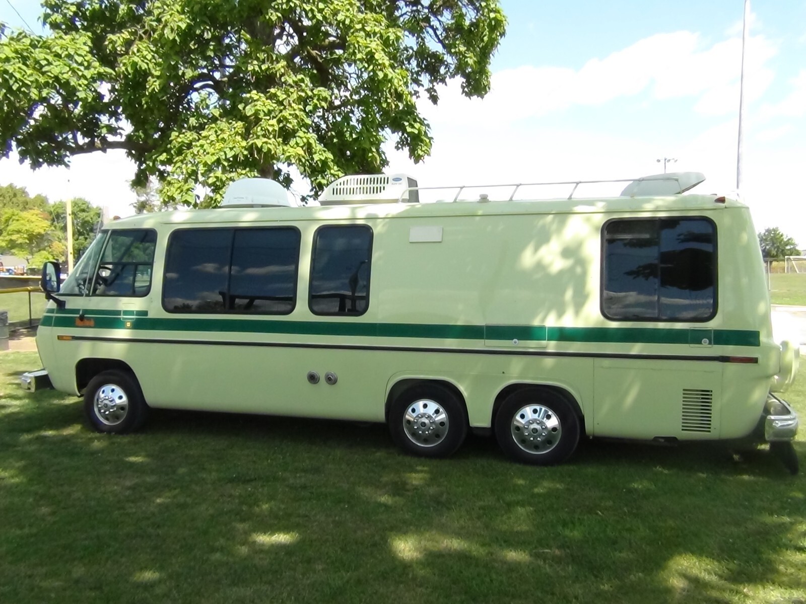 1977 Frosted Mint Green GMC Motorhome Class A Motorhome