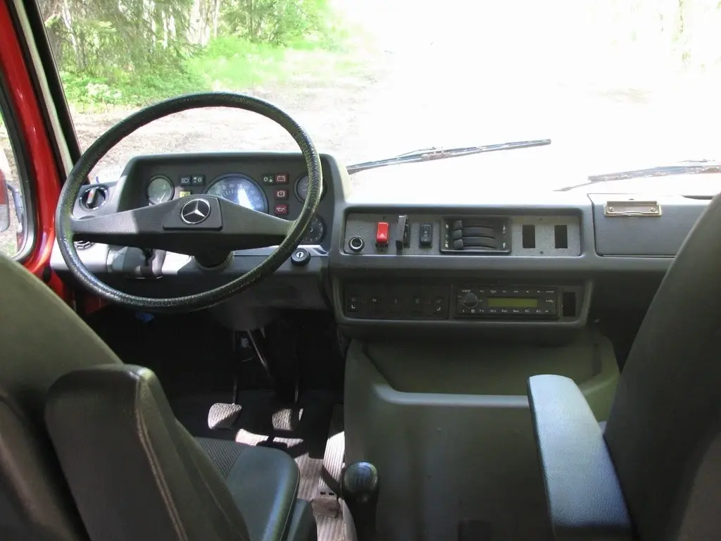 1992 Mercedes 310 Motorized Class B