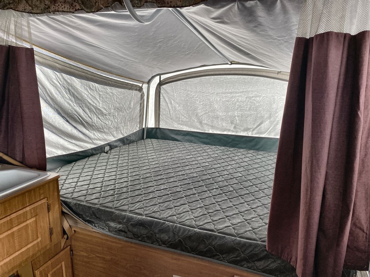 2002 Dutchmen COLEMAN POPUP