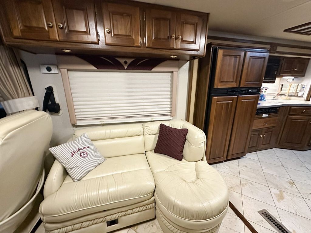 2002 Monaco Diplomat Class A Motorhome