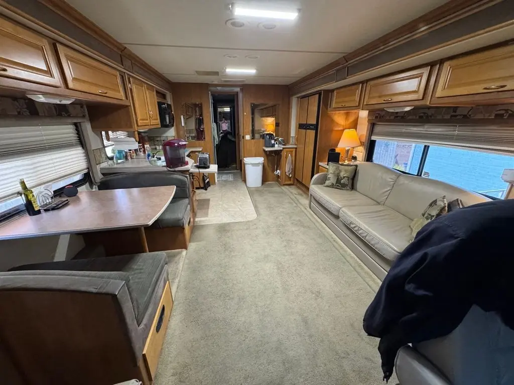 2006 Fleetwood Expedition Class A Motorhome