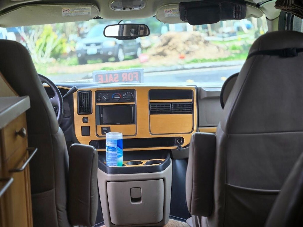 2006 Roadtrek Popular Motorized Class B