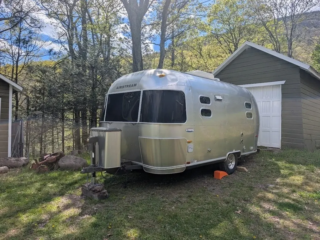 2007 Airstream Bambi Travel Trailer