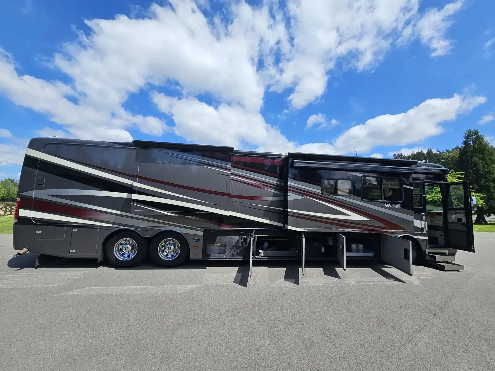 2008 Monaco Dynasty Renaissance IV