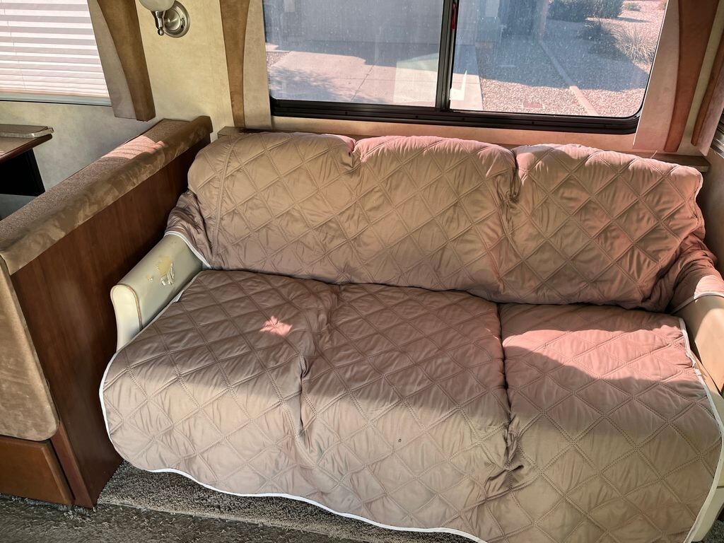 2011 Fleetwood Bounder Class A Motorhome