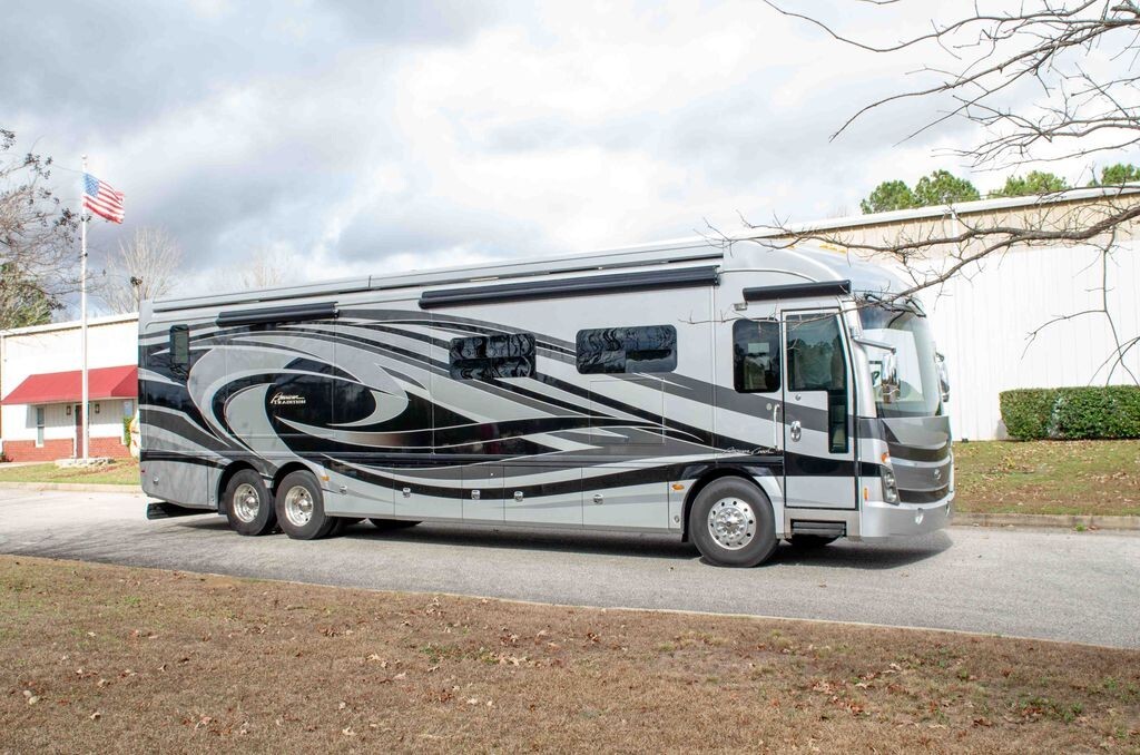2013 American Coach American Tradition Class A Motorhome