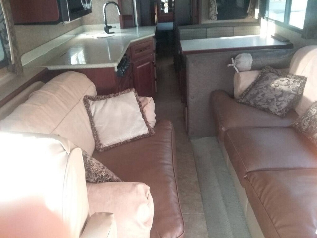 2013 Forest River Berkshire Motorized Class A