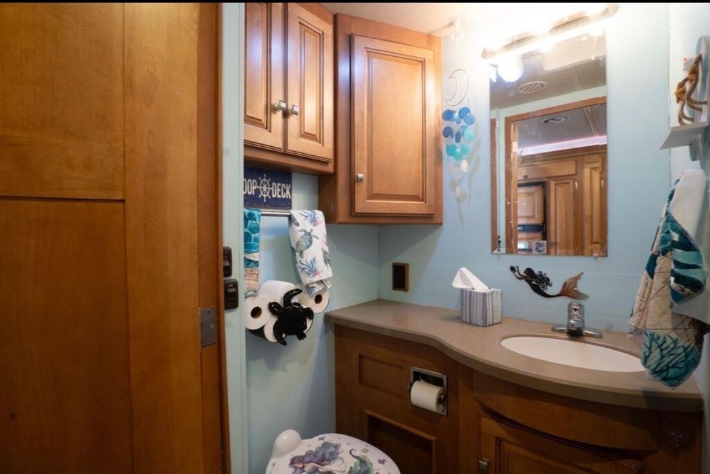 2013 Itasca Suncruiser Class A Motorhome