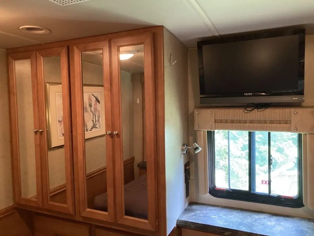 2013 Itasca Sunova Class A Motorhome