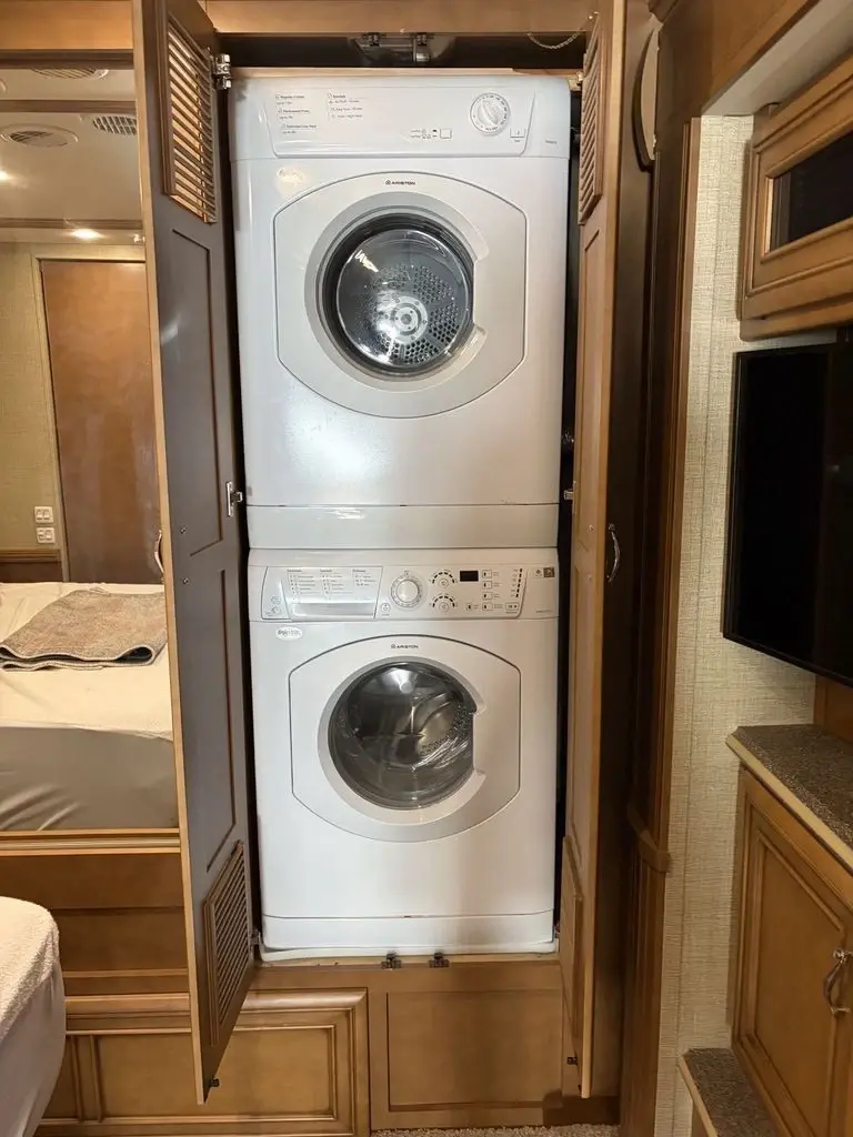 2013 Newmar Ventana Class A Motorhome