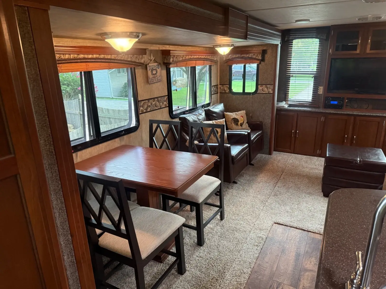 2014 Keystone Ultra Light Elite 31RE Travel Trailer
