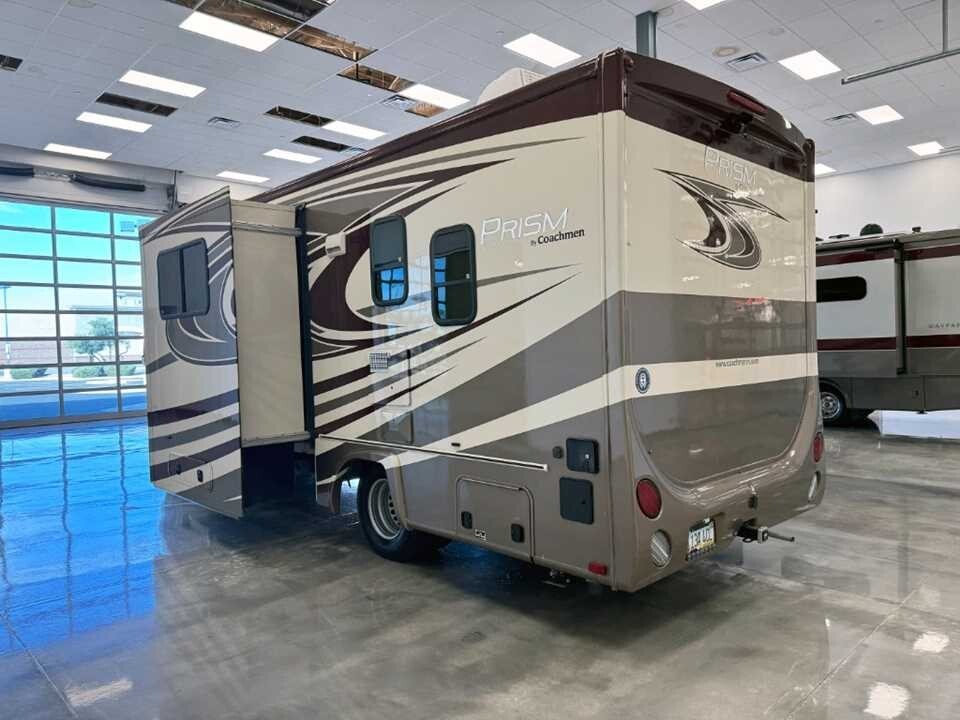 2015 WHITE COACHMEN PRISM