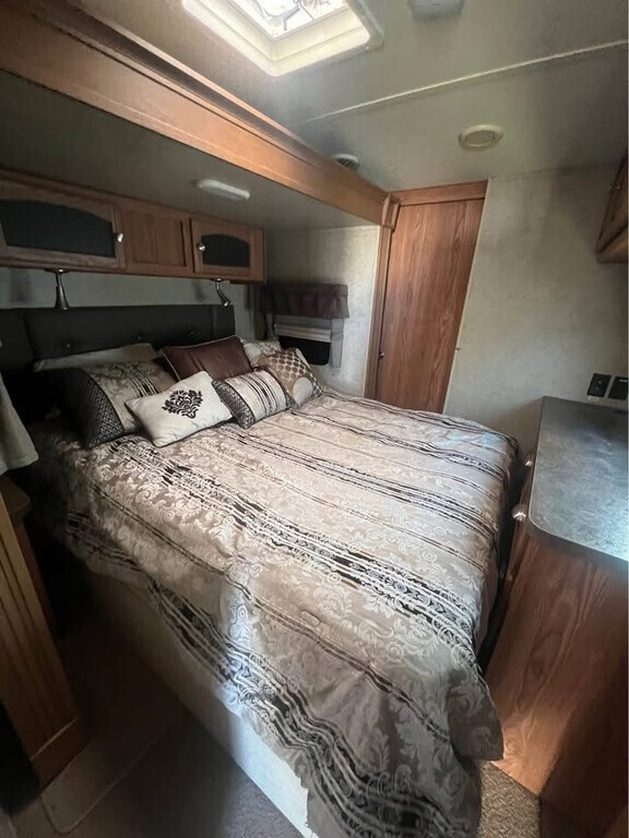 2015 Forest River Rockwood Windjammer Travel Trailer