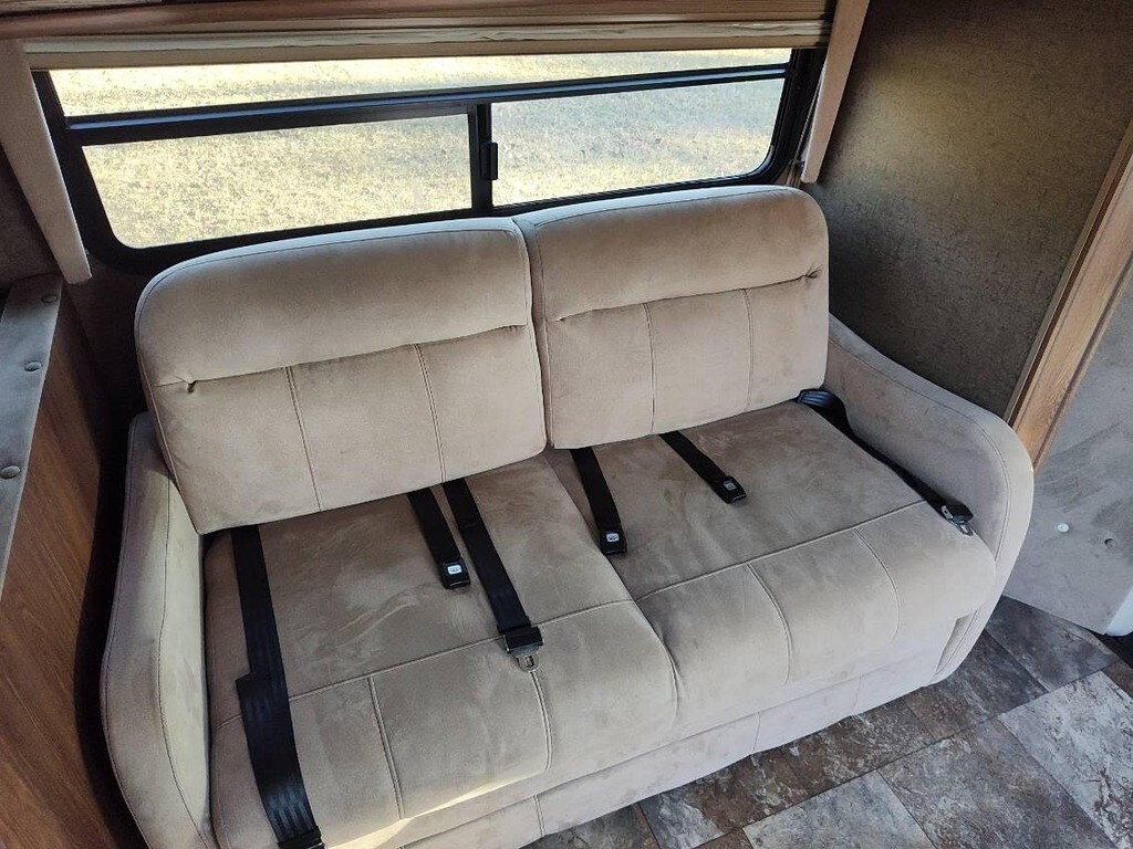 2016 Coachmen Concord Motorized Class C