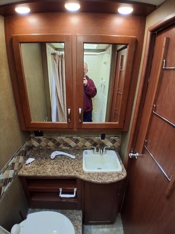 2016 Thor Motor Coach Freedom Elite Motorized Class C