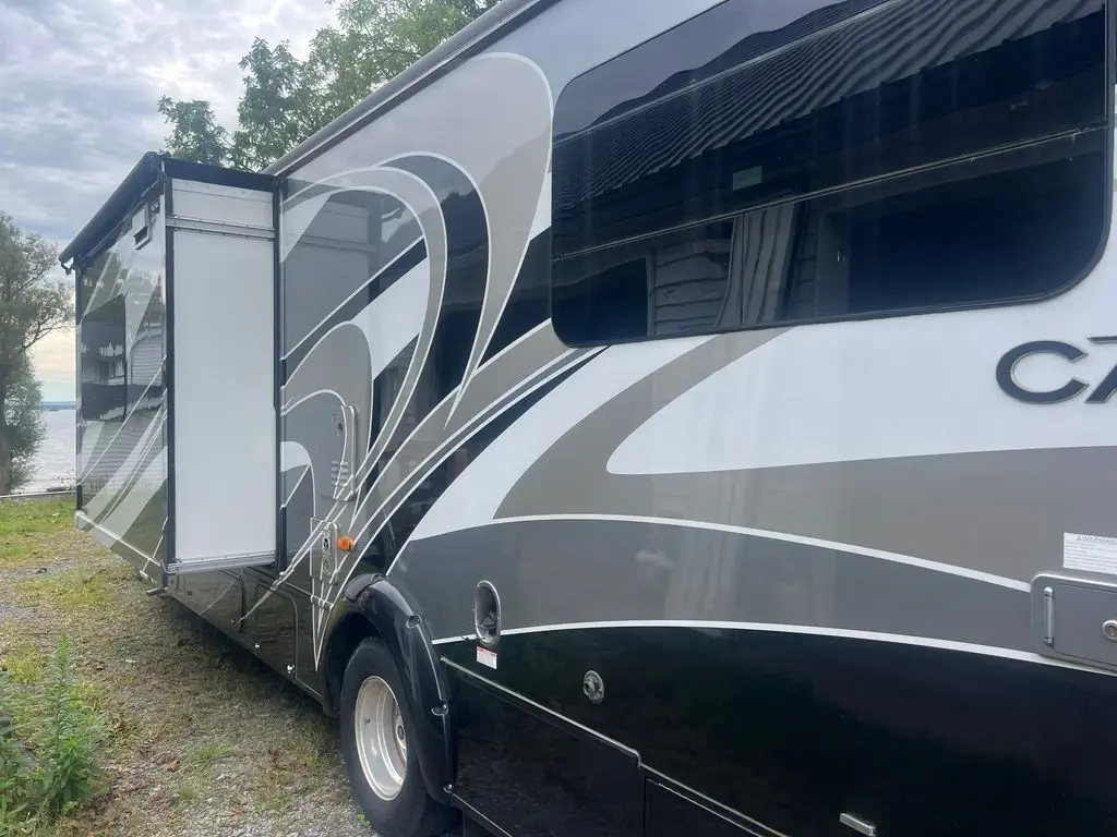 2016 Winnebago Itasca Cambria Class C Motorhome