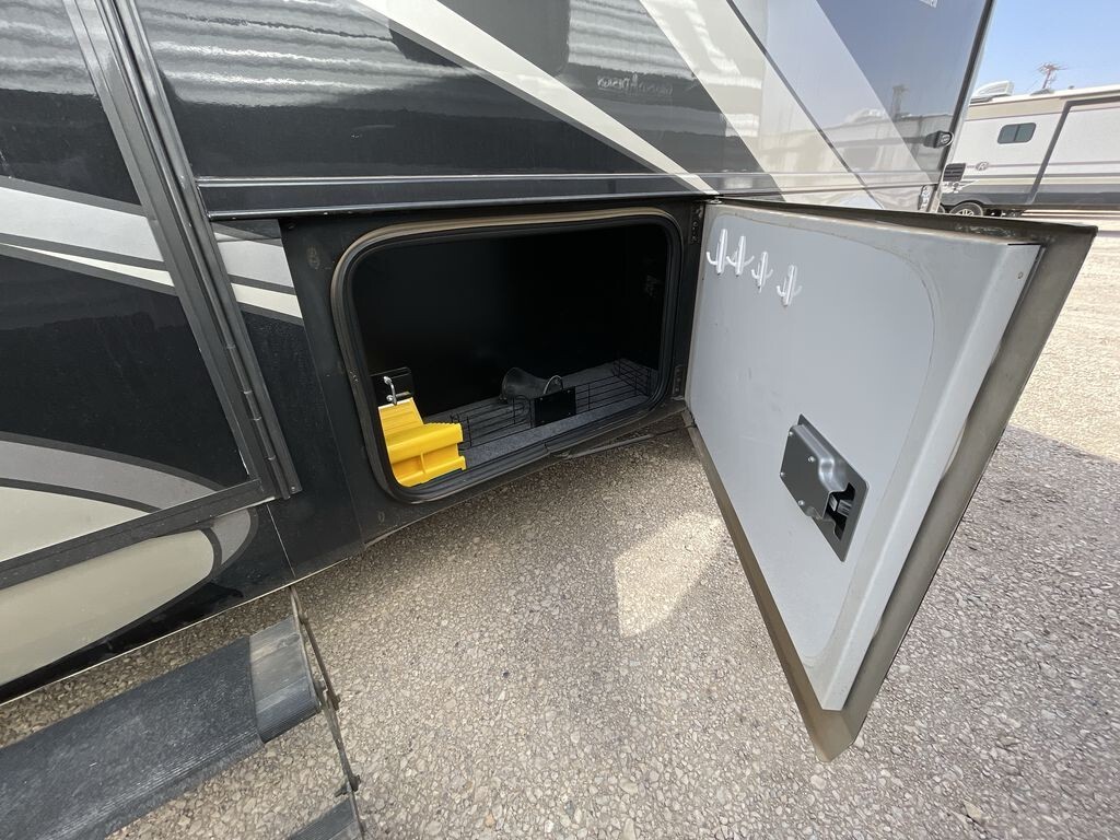 2017 Coachmen Mirada