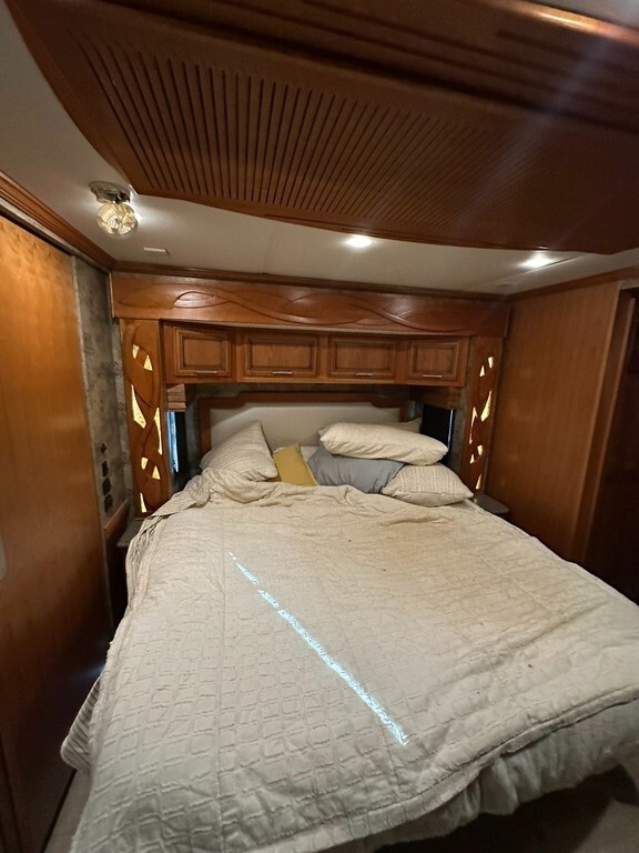 2017 Newmar Ventana Motorized Class A