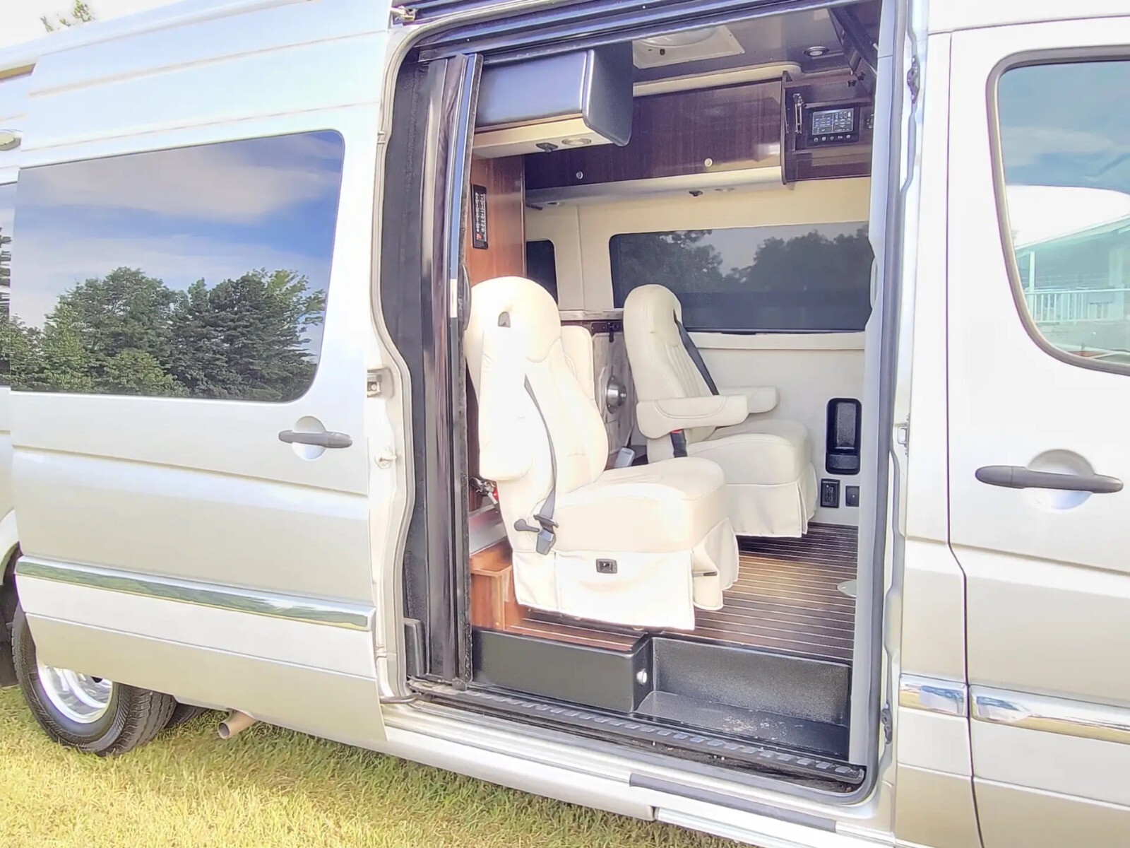 2018 Airstream Interstate 24