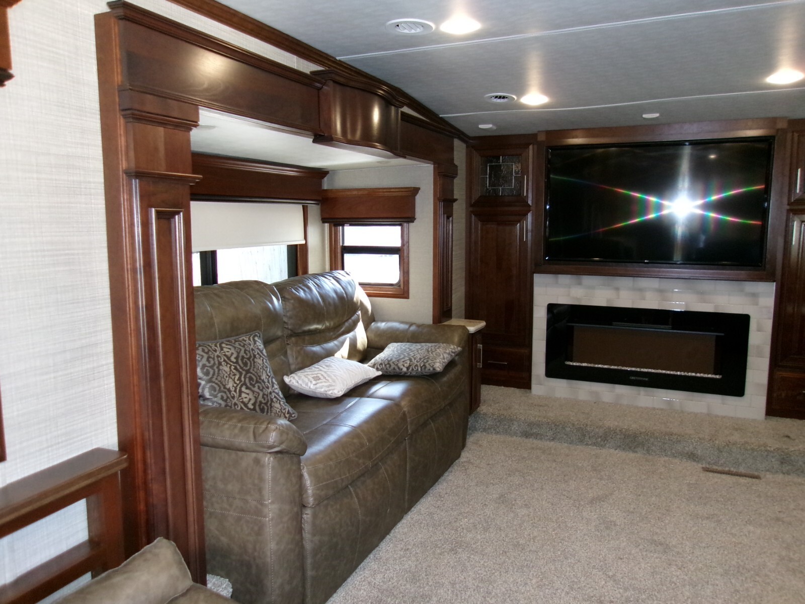 2018 DRV Luxury Suites Mobile Suites 44 NASHVILLE