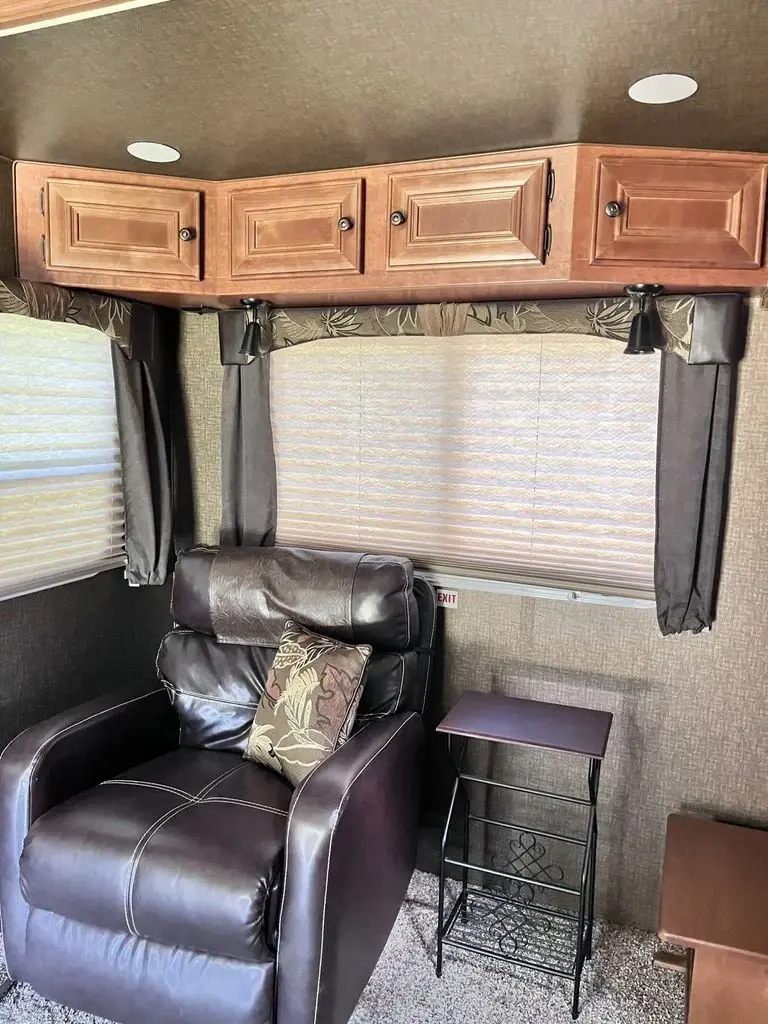 2018 Northwood Arctic Fox Silver Fox Travel Trailer