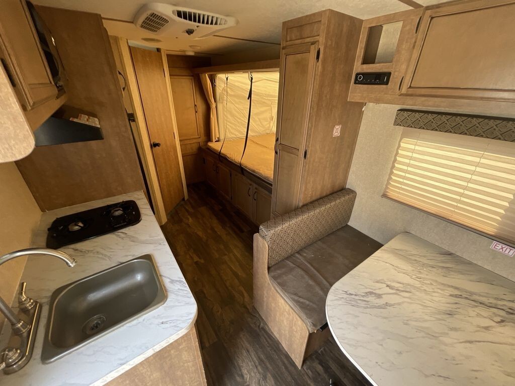 2018 Starcraft LAUNCH