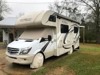 2018 Thor Motor Coach Freedom Elite Motorized Class C