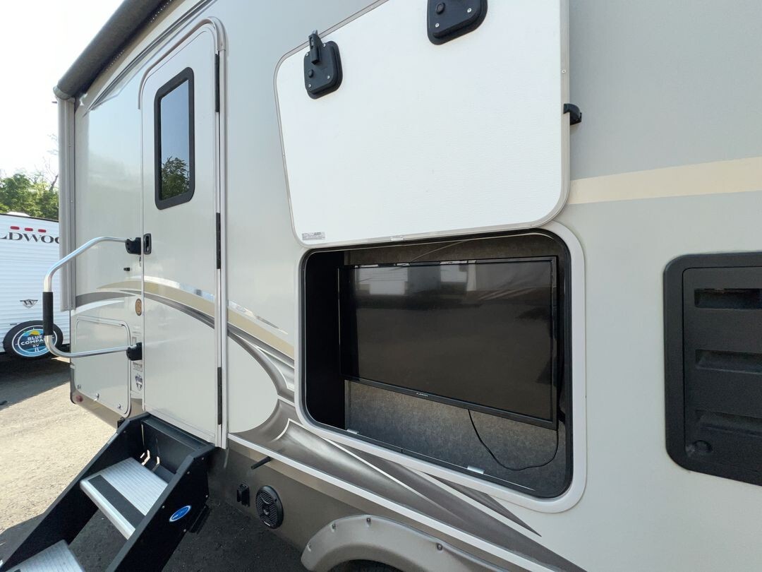 2019 Jayco EAGLE