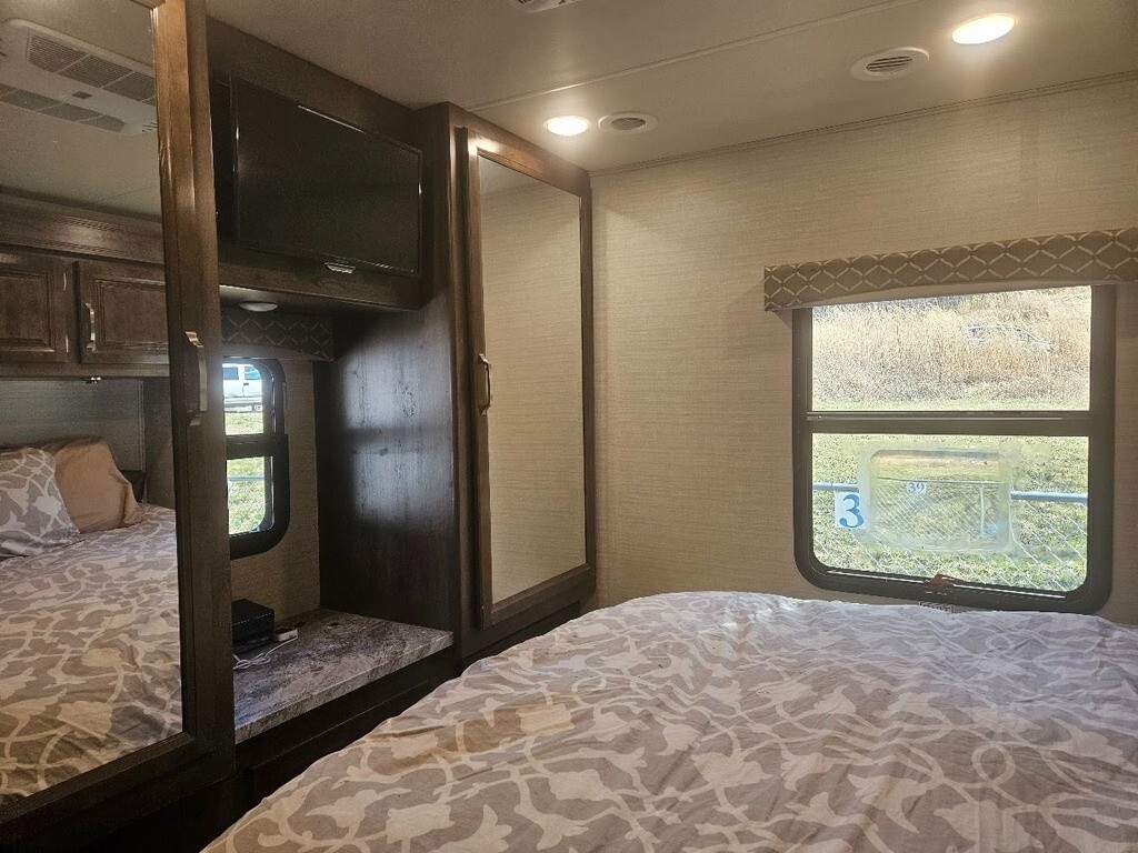 2019 Jayco Greyhawk Motorized Class C