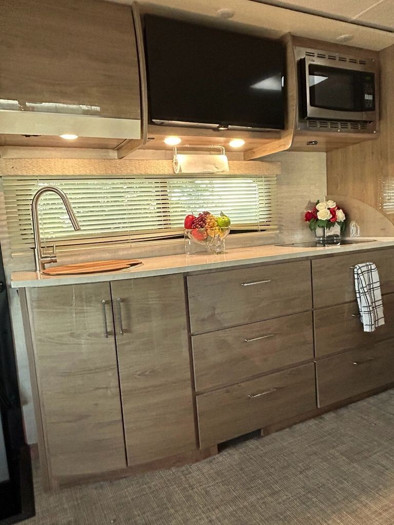 2020 Entegra Coach Qwest Class C Motorhome