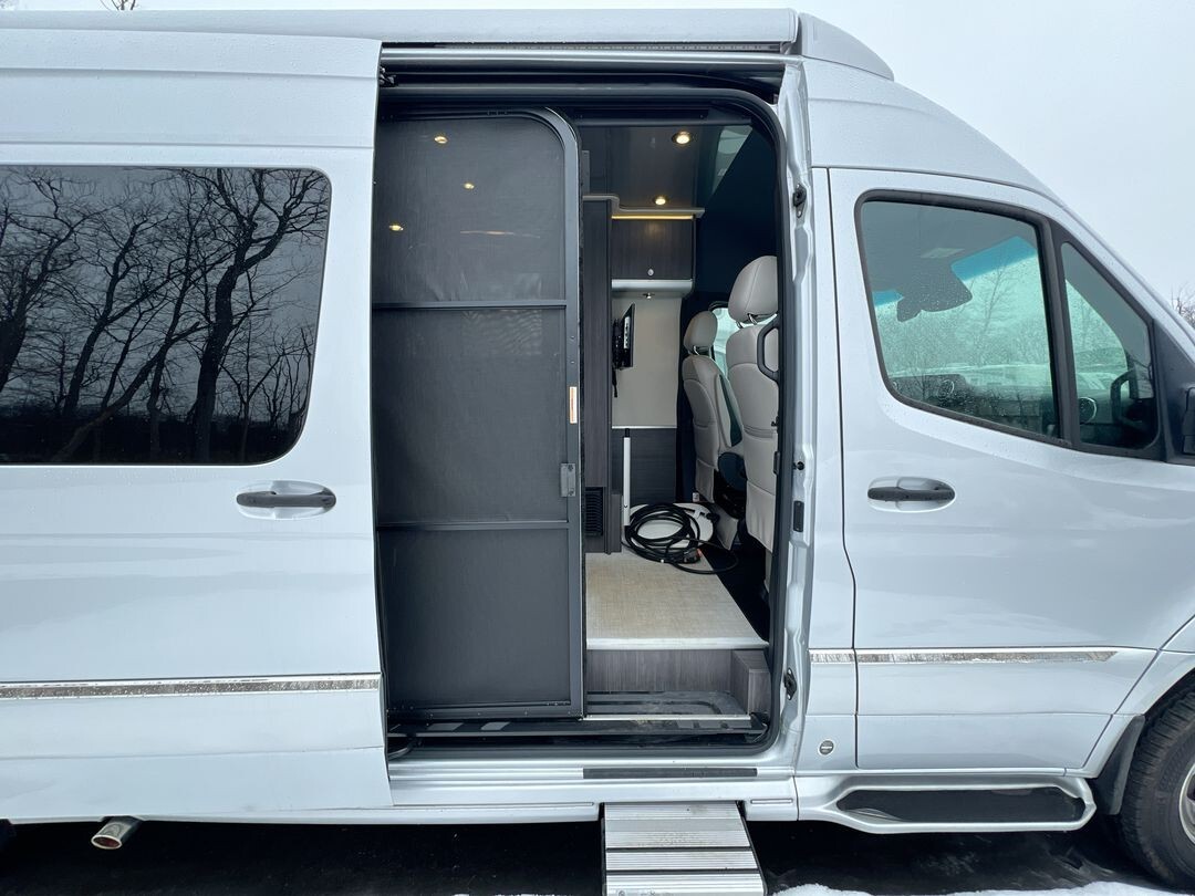 2021 Airstream Interstate